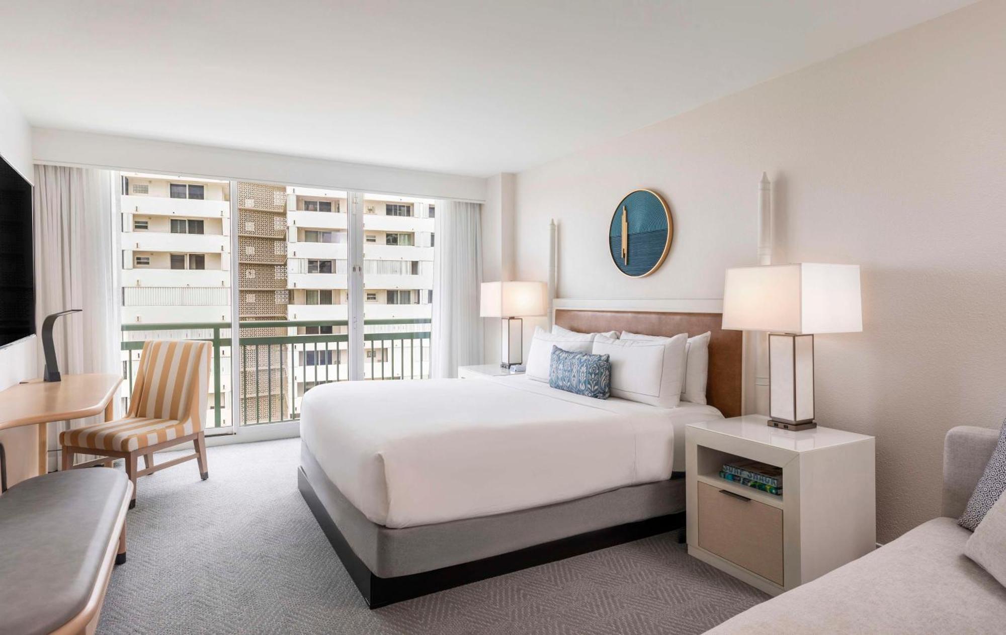 The Singer Oceanfront Resort, Curio Collection By Hilton Riviera Beach Exterior foto