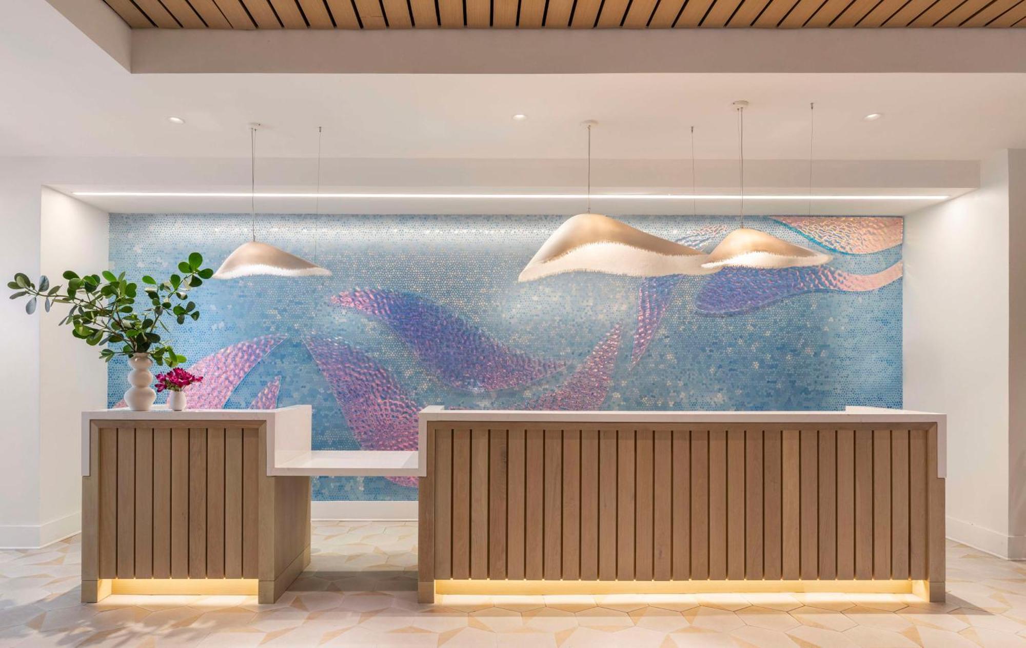 The Singer Oceanfront Resort, Curio Collection By Hilton Riviera Beach Exterior foto